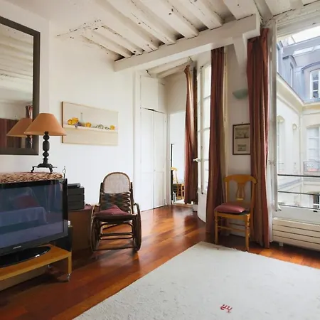 Appartement Duplex St-michel - Quartier Latin *
